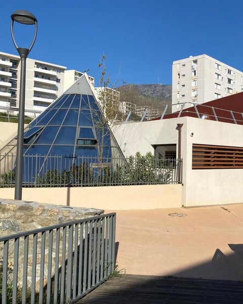 Casa di e Scenze