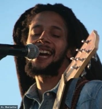 Julian Marley et The Uprising et Lidiop
