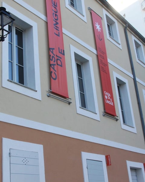 Casa di e Lingue